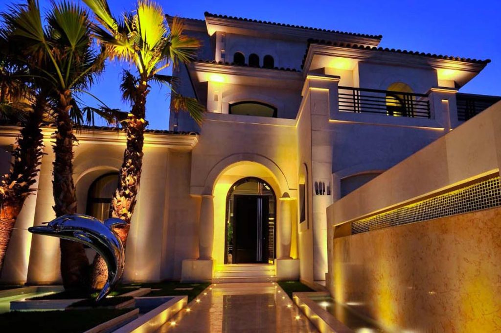 Luxury hotel facade lighting design in UAE